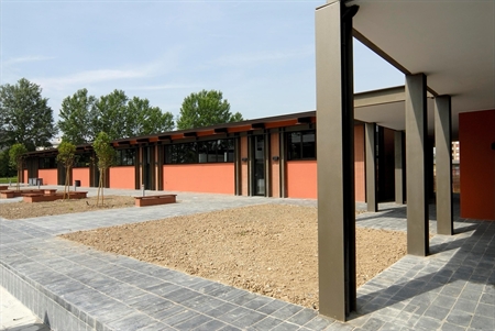 Gli spogliatoi dal portico